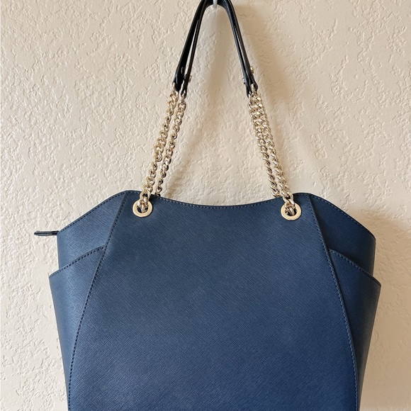 Michael Kors Navy Blue Shoulder Bag - Picture 4 of 10